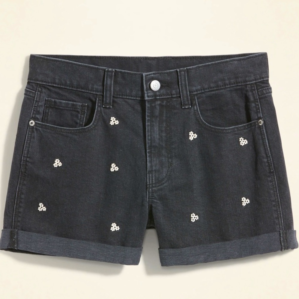 Old Navy Mid-rise Embroidered Daisy Boyfriends Black Jean Shorts